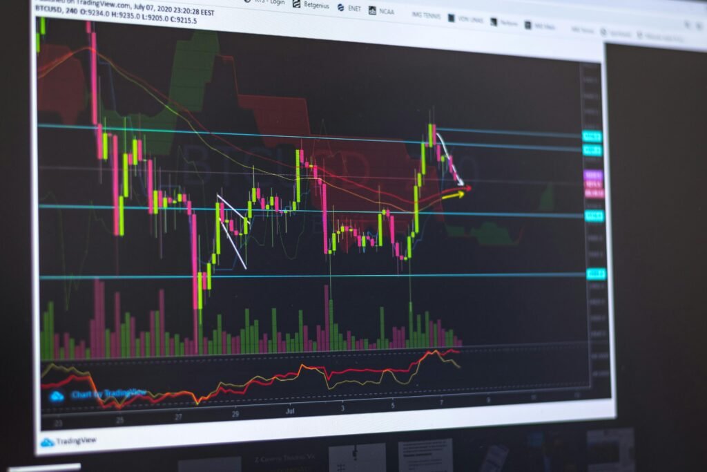Black Screen with Pink and Green Graph
